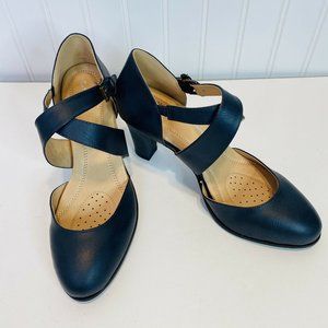 TG Shoes Size 8 Strappy Blue NEW Heel Round Toe